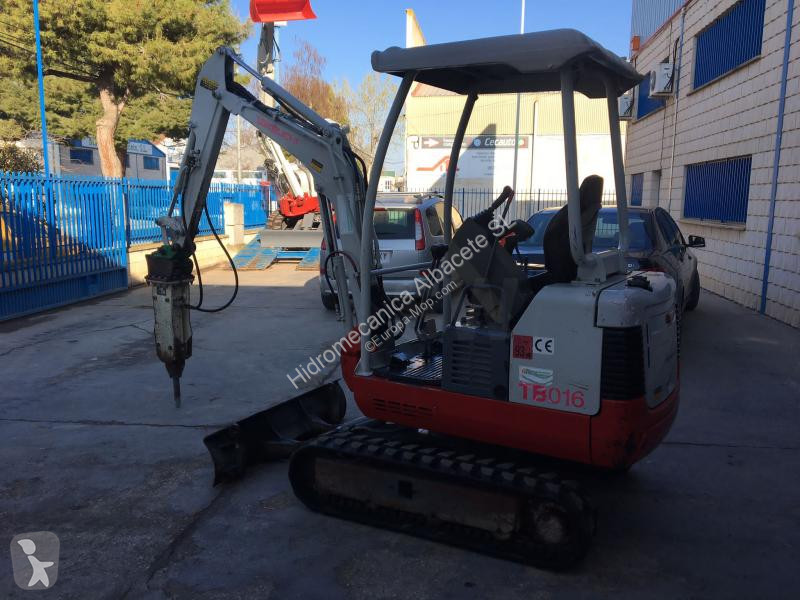 جرافة Takeuchi