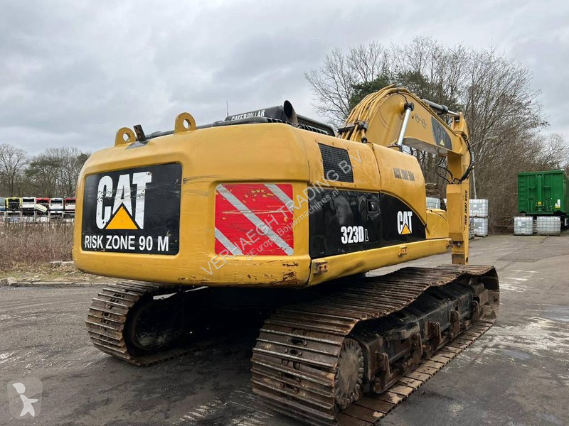 Escavatore Caterpillar L - 323 DL -
