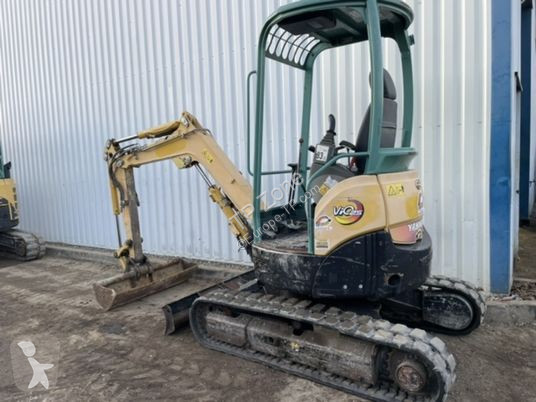Escavadora Yanmar vio25-4 canopy