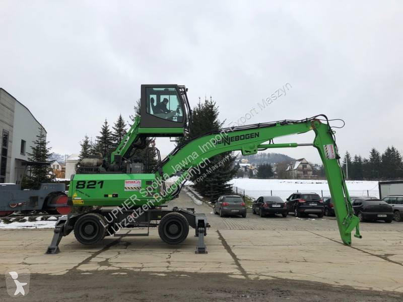 Excavator Sennebogen 821