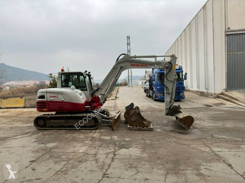 Escavadora Takeuchi *FULL EQUIP*