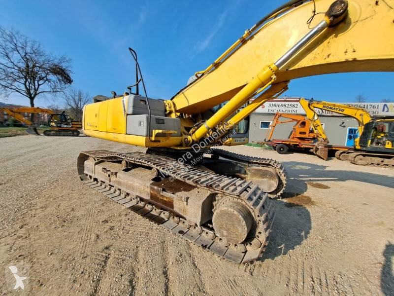 Excavator New Holland E385B