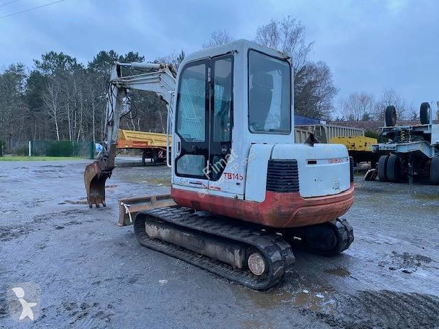 Excavadora Takeuchi