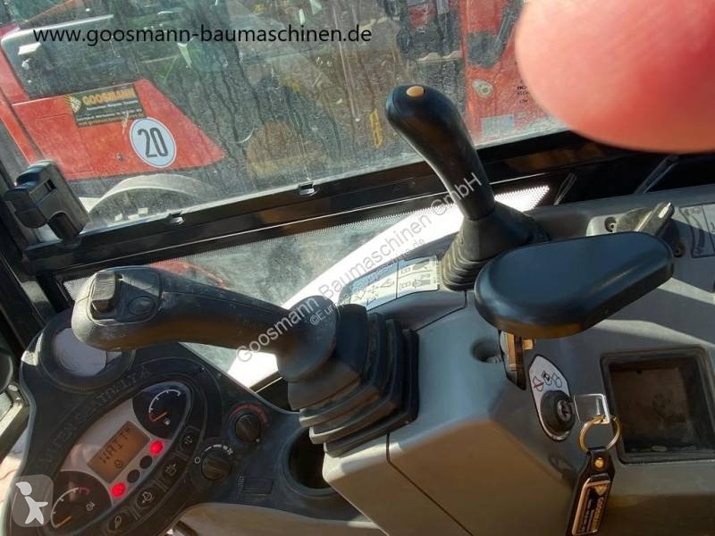 جرافة Bobcat E35Z