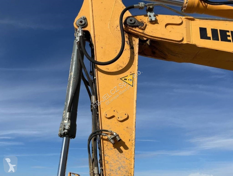 Excavator Liebherr R 916 LC Excavator