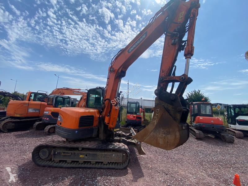 Escavadora Doosan  DX 85R-3
