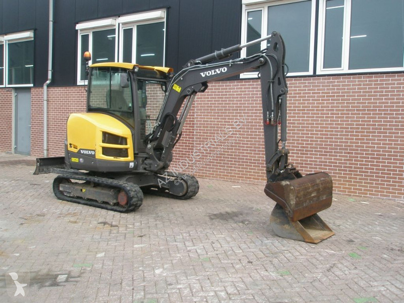 Skovl Volvo D