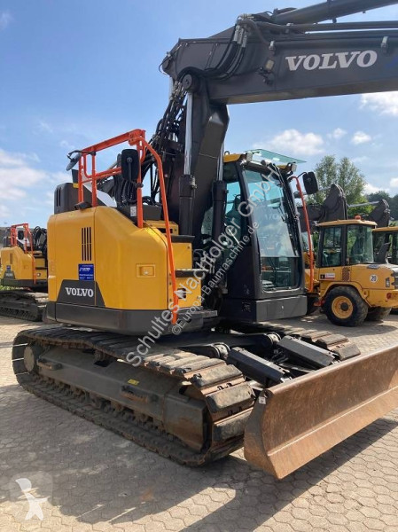 Escavatore Volvo ECR 145 E