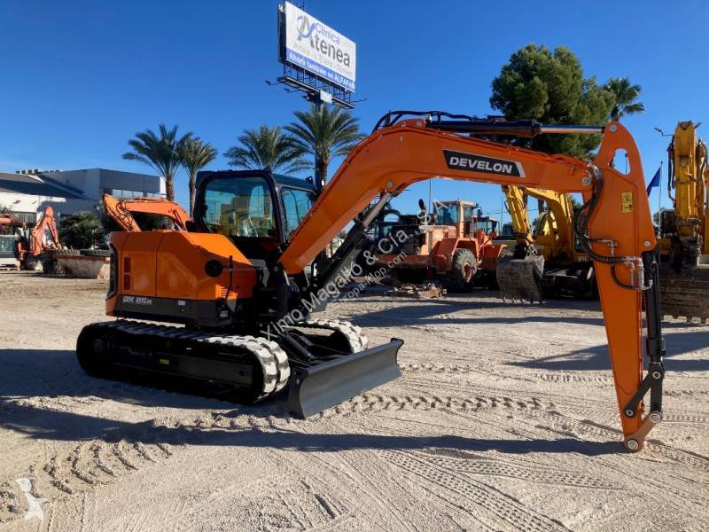 Excavadora Doosan DX85R-7