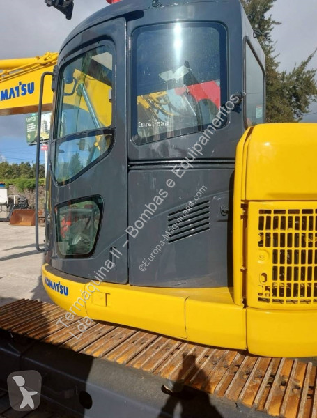 Escavadora Komatsu PC 138 US