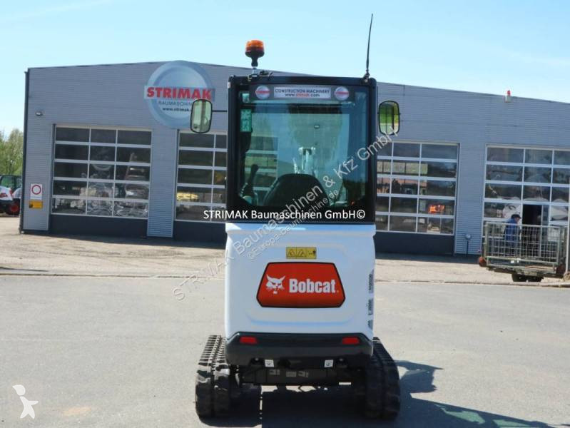 Lopatový nakládač Bobcat E 17
