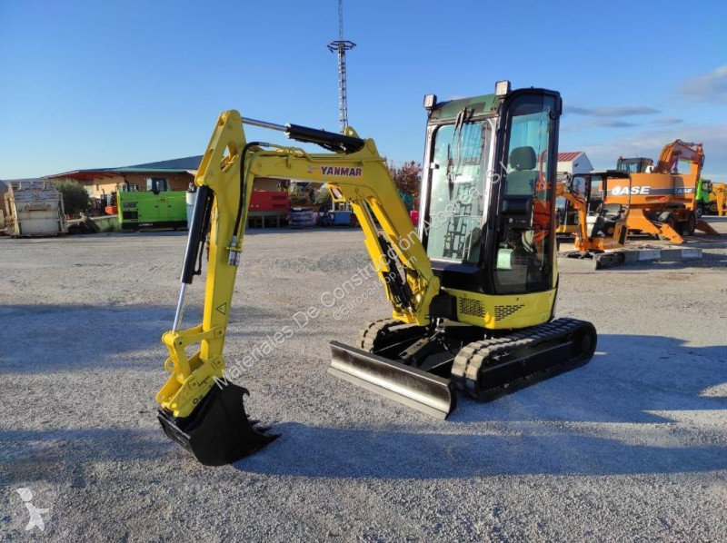 Escavadora Yanmar Vio 20