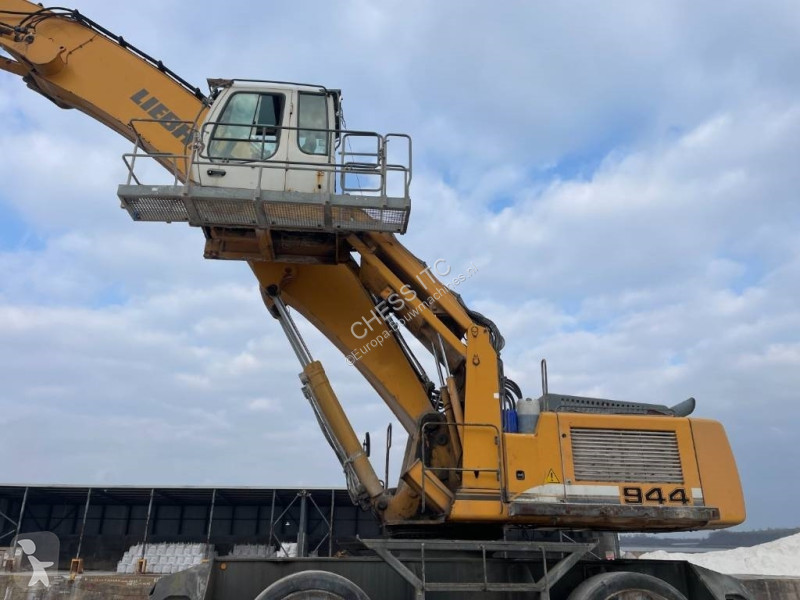 جرافة Liebherr A 944 C HD