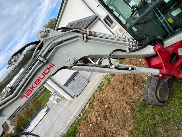 Excavadora Takeuchi  TB225