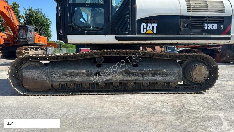 Escavatore Caterpillar