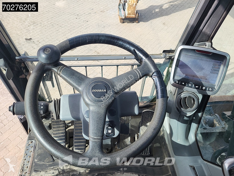 Escavatore Doosan -5 BLADE + OUTRIGGERS
