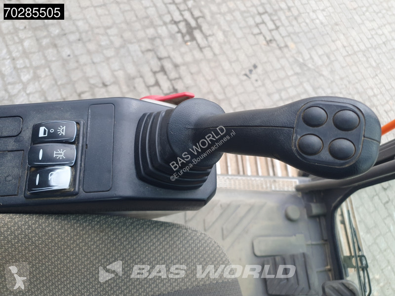 Graafmachine Volvo C220  Select