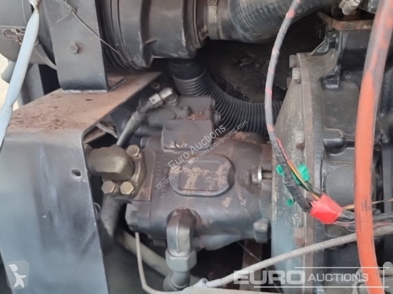 Escavadora Kobelco -C