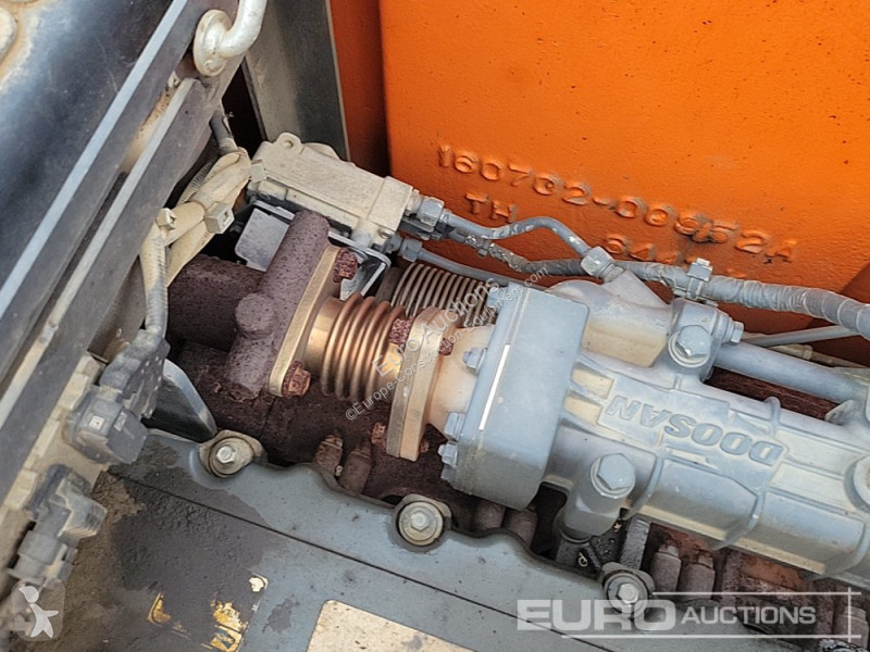 جرافة Doosan -5