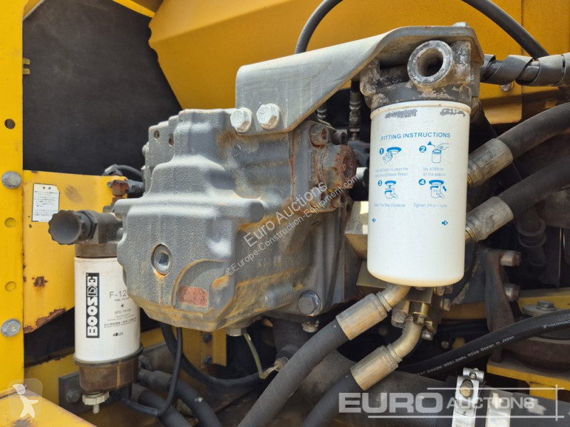 Excavator Komatsu PC220LC-8N1