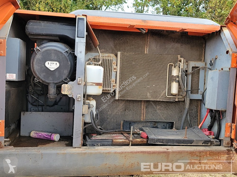Escavadora Hitachi ZX210LC-3