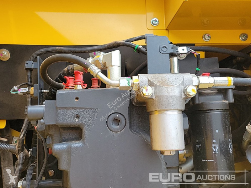 Excavator Komatsu -11E0