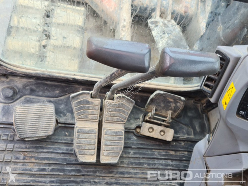 Escavadora Kubota KX080-4A2