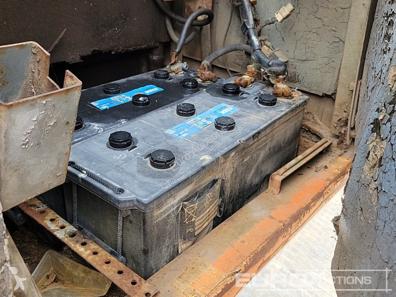 جرافة Hitachi 0-2