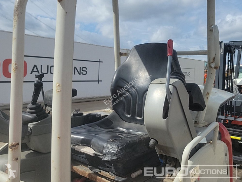 Graafmachine Takeuchi TB216