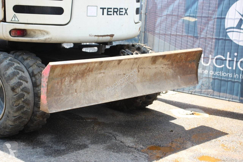Excavator Terex