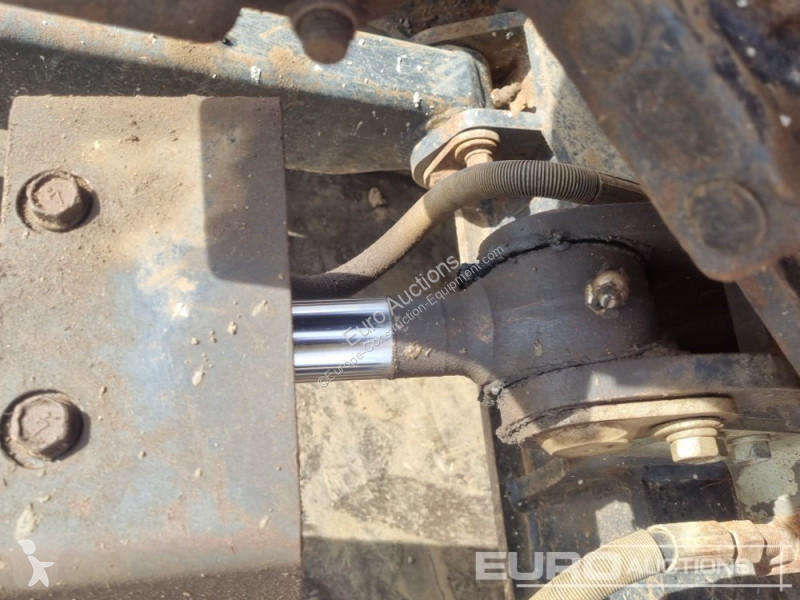 Lopatový nakládač Kubota KX015-4