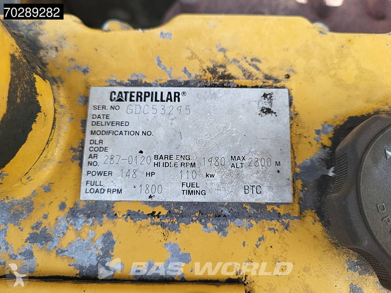 Excavator Caterpillar L