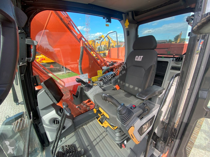 Escavadora Caterpillar 323 Next Gen NVT