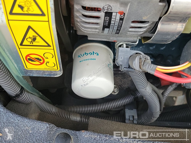 جرافة Kubota KX019-4