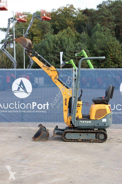 Excavator Hyundai HX10A