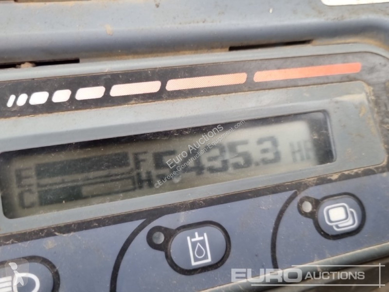Lopatový nakládač Kubota KX101-3