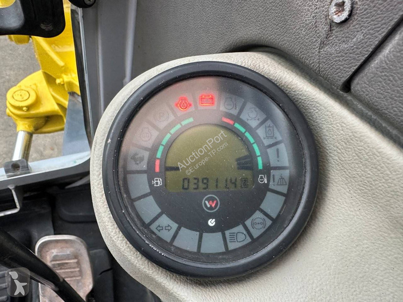 Skovel Neuson 6003