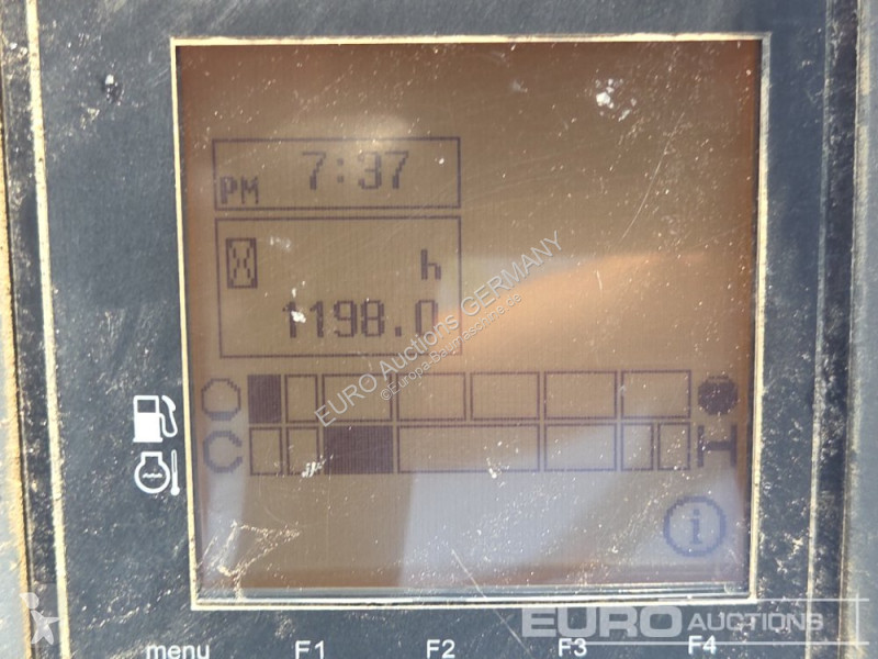 Pelle Yanmar VIO27LW-6