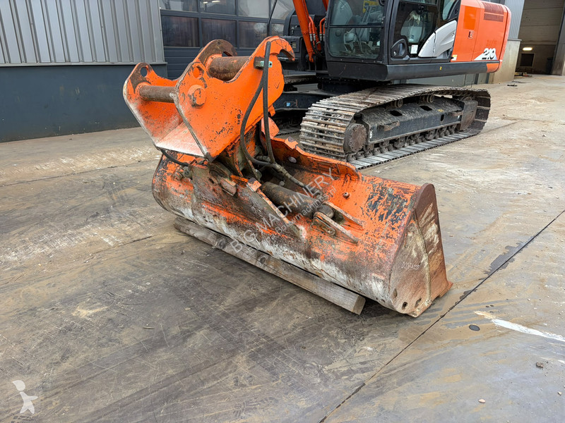 Skovl Hitachi 6