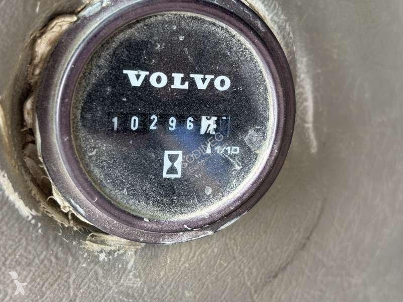 Rýpadlo Volvo