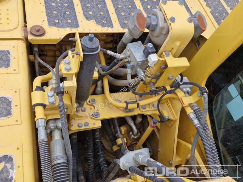 Rýpadlo Komatsu 10