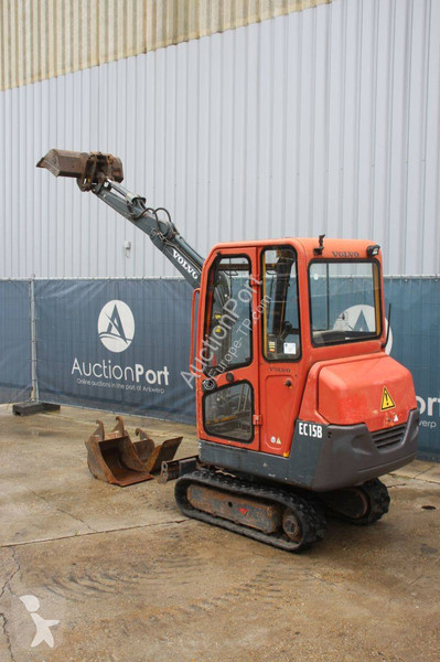 Rýpadlo Volvo EC15B