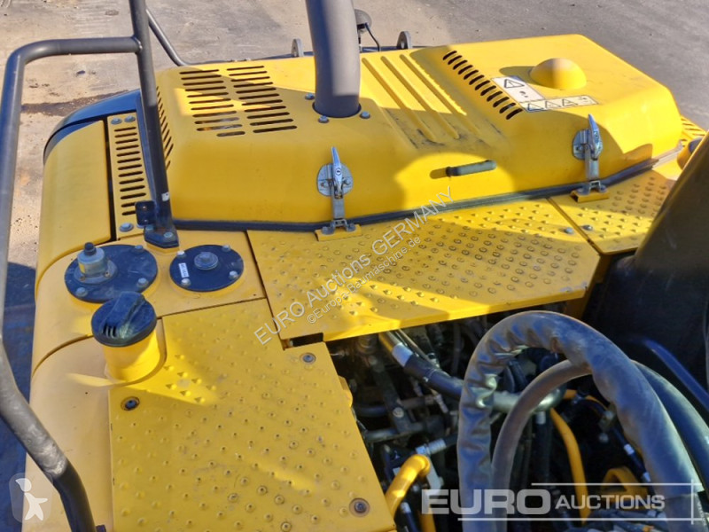 جرافة JCB