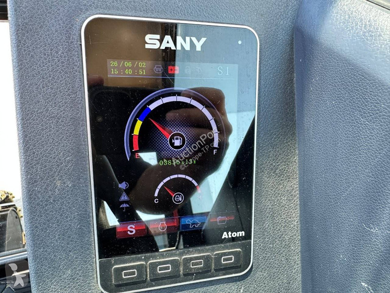جرافة Sany