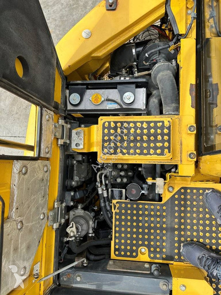 Rýpadlo Komatsu PC138US-11