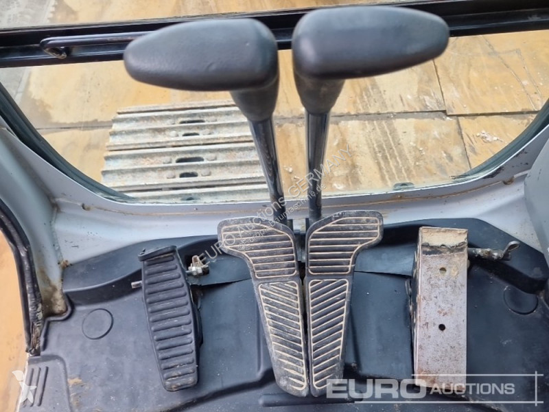 Lopatový nakládač Kobelco SK210-VI