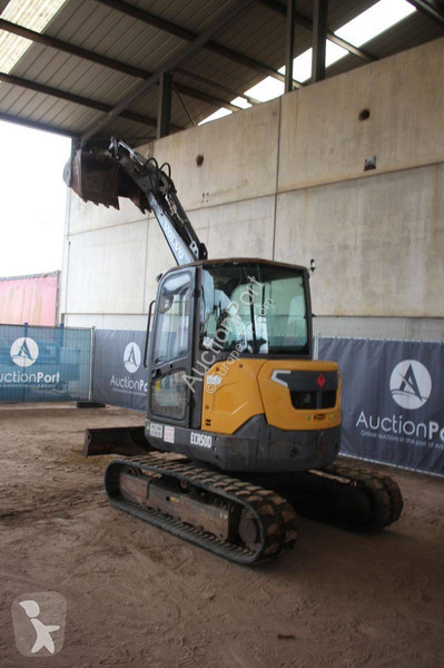 Excavadora Volvo ECR50D
