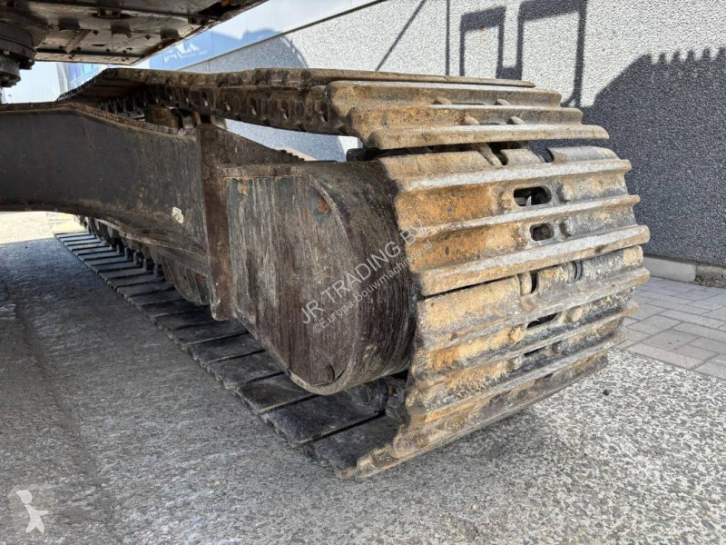 Pelle Volvo 250 ENL (Two buckets)