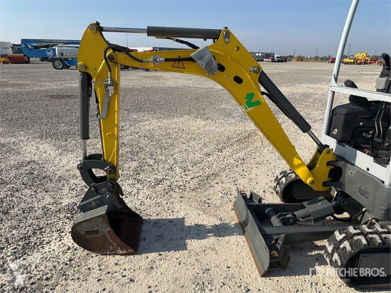 Екскаватор Wacker Neuson E