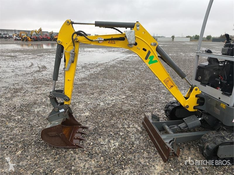 Екскаватор Wacker Neuson E